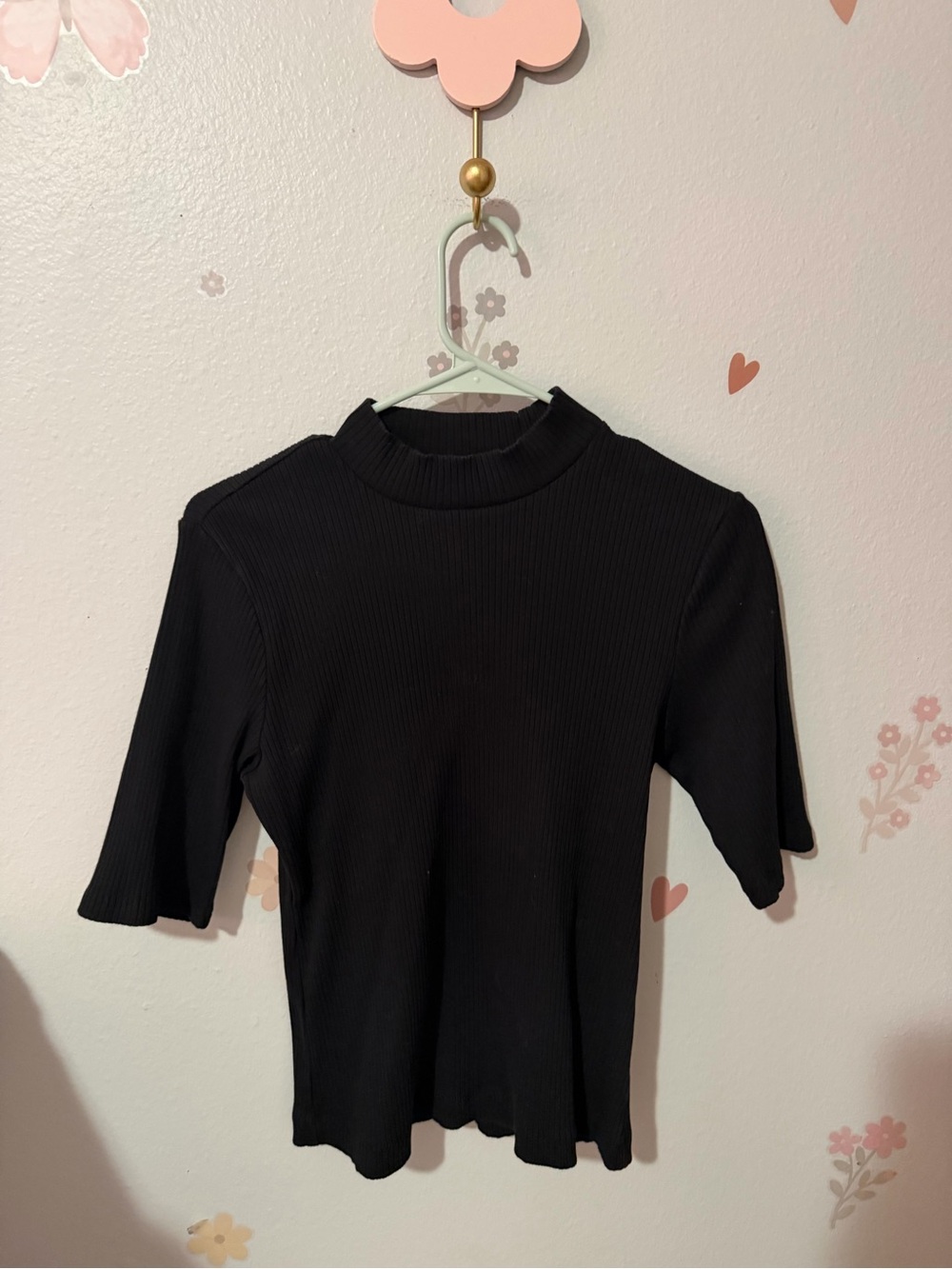 Old Navy Black Ribbed Mock-Neck Short Sleeve Top